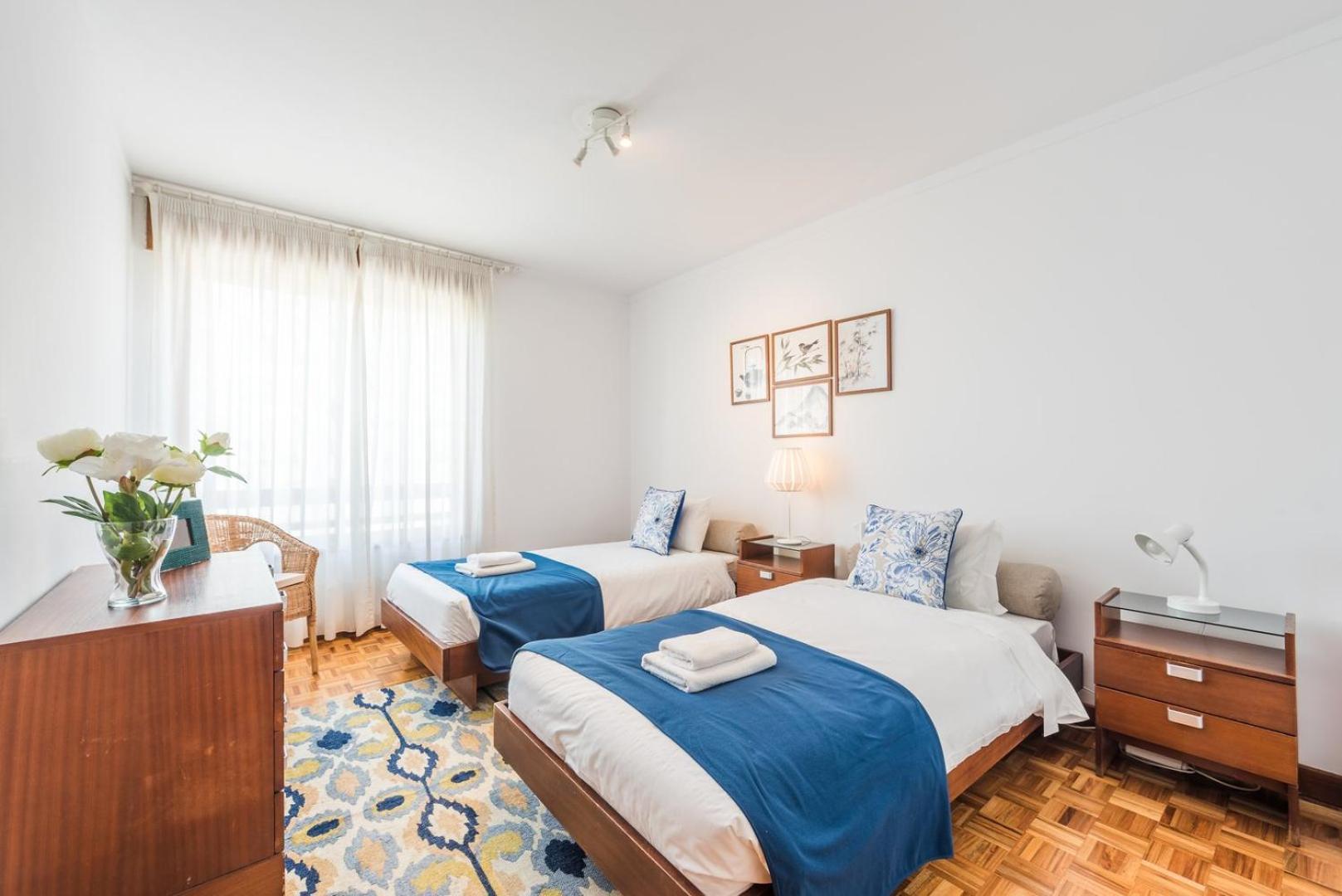 Апартаменты Guestready - Eclectic Haven In The Heart Of Порту Экстерьер фото
