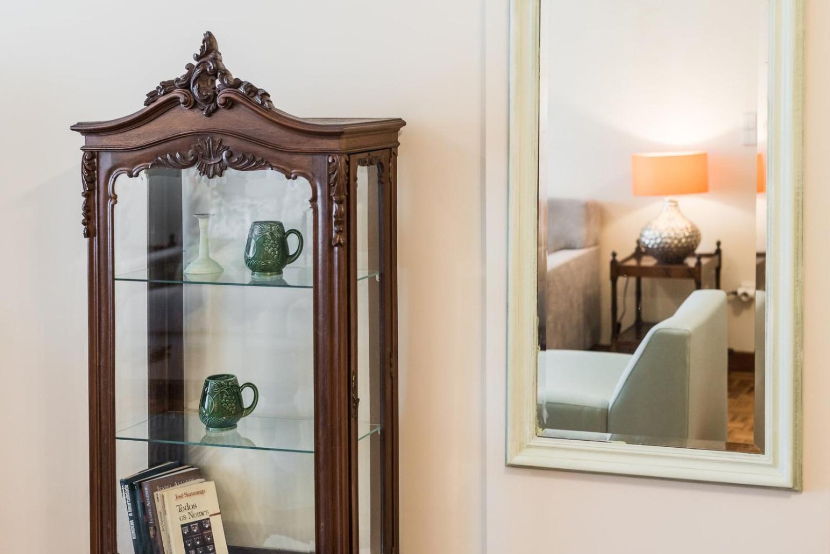 Апартаменты Guestready - Eclectic Haven In The Heart Of Порту Экстерьер фото