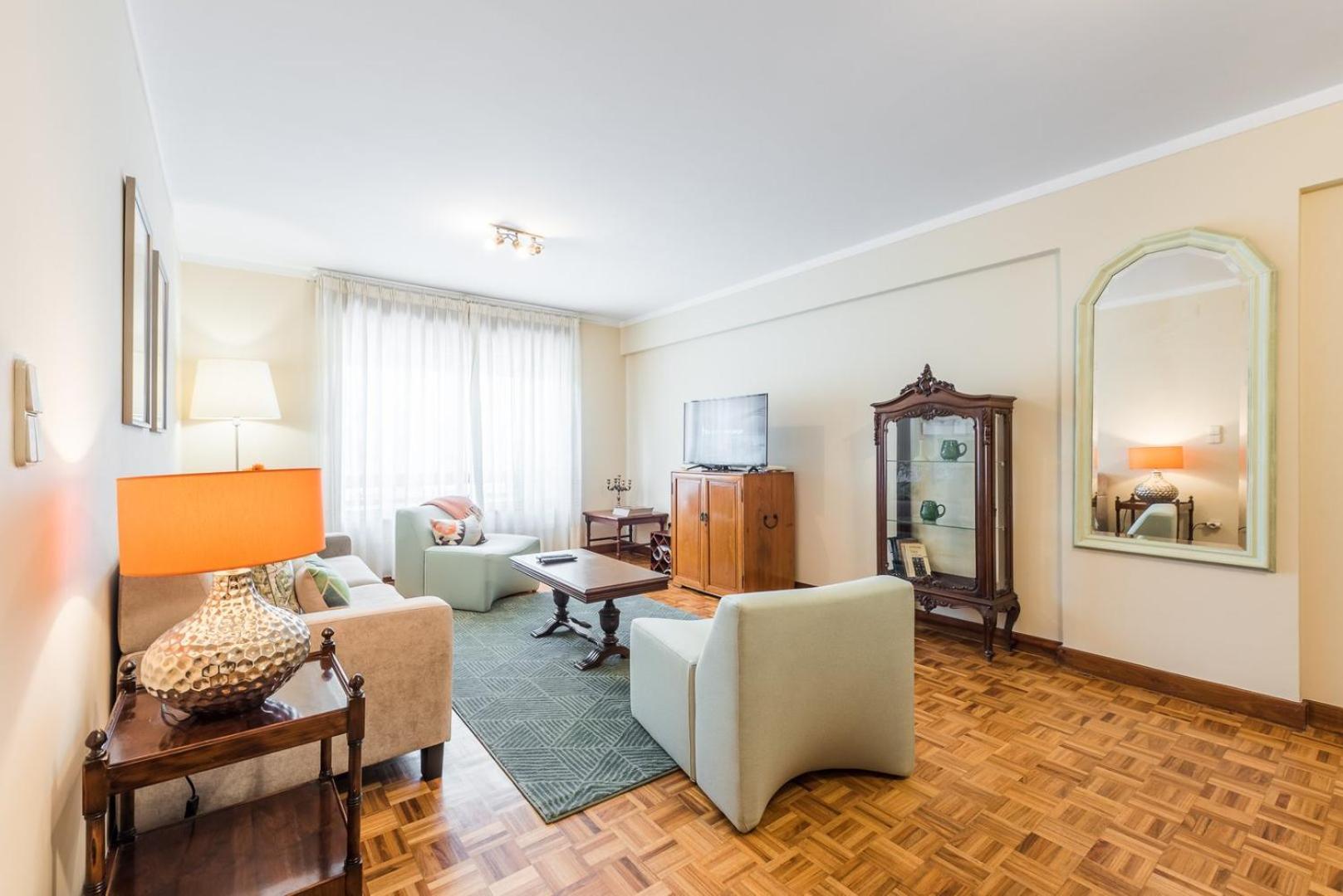 Апартаменты Guestready - Eclectic Haven In The Heart Of Порту Экстерьер фото