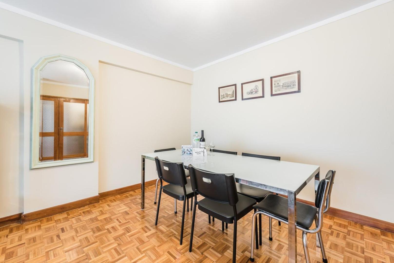 Апартаменты Guestready - Eclectic Haven In The Heart Of Порту Экстерьер фото